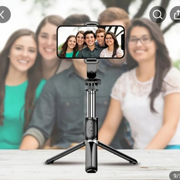 Q07 Bluetooth Integrated Selfie Stick 5/$20 - Picture 10 of 10